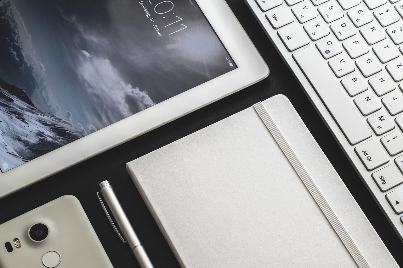 technology, ipad, mobile, tablet, communication, computer, digital, multimedia, electronics, interne